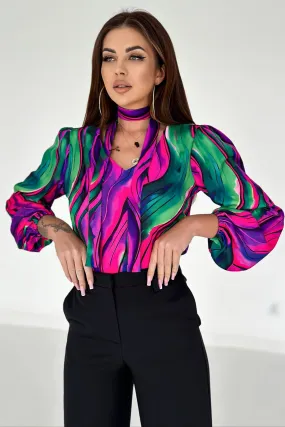 Blusa a stampa multicolore verde fucsia viola con scollo a V e nastro in tessuto rimovibile