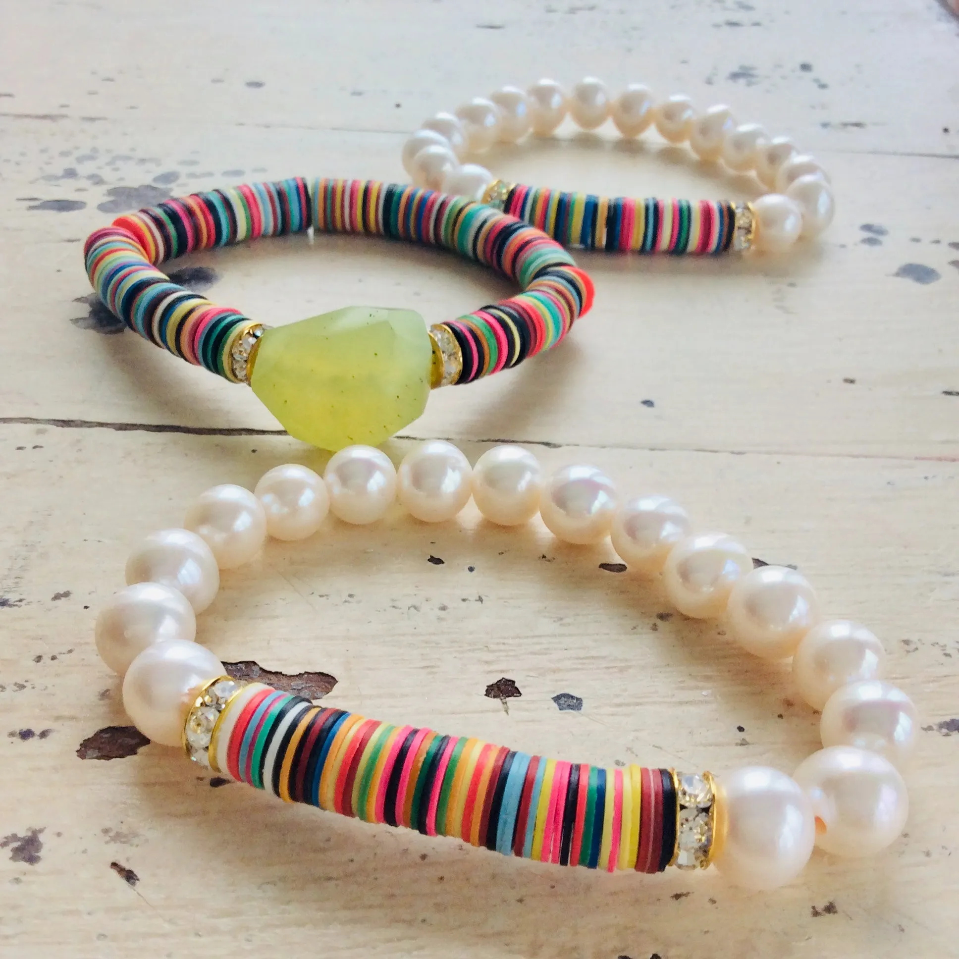 Boho Style African Vinyl & Pearls Stretch Bracelet